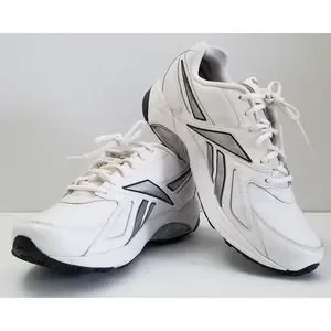 スニーカー REEBOK Men Sneakers White 100032947 BL-RD Amazon.com | Reebok unisex-adult 100075137 Sneaker, White, 6